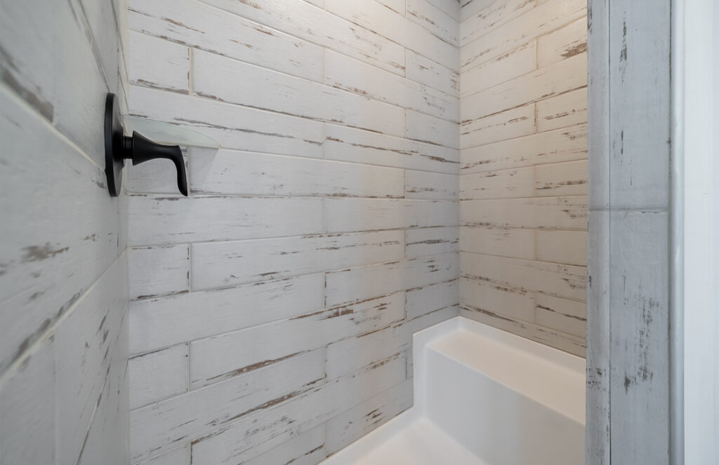 60” ceramic shower